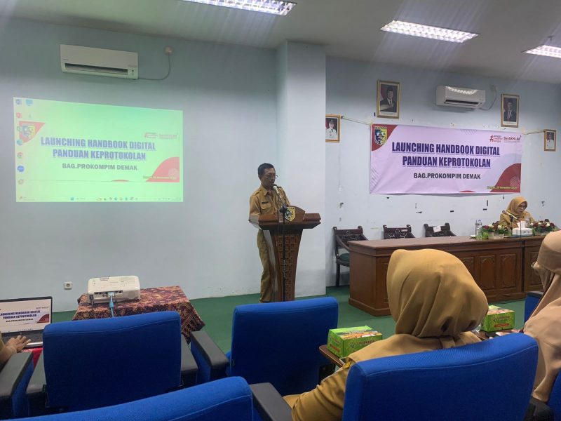 Pemkab Demak Launching Hanbook Digital
