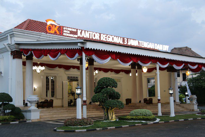 Kantor OJK Regional 3 Jawa Tengah.