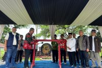 Asisten Administrasi Umum Setda Wonosobo, dr. Mohammad Riyatno melaunching Desa Halal dan Aman Pangan di Desa Erorejo, Kecamatan Wadaslintang, Kamis (12/12/2024).