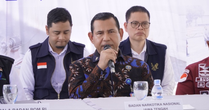 Kepala BNN Provinsi Jawa Tengah, Brigjen Pol. Dr. H. Agus Rohmat yang turut hadir dan memberikan penegasan terkait pentingnya pengawasan terhadap penyalahgunaan obat keras di masyarakat, Jumat (13/12/24).