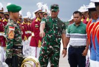 Wakasad, Letjen TNI Tadyo Budi Revita memimpin geladi bersih dan pengecekan kesiapan 213 Taruna Akademi Militer yang tergabung dalam Tim GSCL (Genderang Suling Canka Lonanta) yang akan berpartisipasi dalam India Republic Day Parade. Geladi bersih tersebut berlangdung di Lapangan Halim Perdanakusuma, Jakarta, Sabtu (14/12/25).