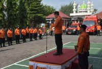 Kepala Kantor Basarnas Semarang, Budiono memimpin apel pembukaan pelaksanaan Siaga SAR Khusus di lingkungan kerja Kantor Pencarian dan Pertolongan Semarang, Rabu (18/12/24).