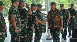 Panglima TNI, Jenderal TNI Agus Subiyanto bekunjung ke Makodam IV/Diponego, Kamis (19/12/24).