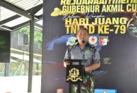 Kepala Departemen Militer Dasar Kadep Mildas Akademi Militer, Kolonel Inf Nugroho Dwi Hermawan secara resmi membuka Kejuaraan Menembak Gubernur Akmil Cup Tahun 2024 di Lapangan Tembak Moch Socheh, Akmil, Sabtu (21/12).