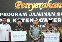 Kementerian Kebudayaan memberikan Program Jaminan Sosial BPJS Ketenagakerjaan kepada ahli waris dua maestro budaya yang telah wafat, yaitu Penjaga Tradisi Kabanti dan Pewaris Naskah Buton, Al Mujazi Mulku Zahari, serta Maestro Seni Tutur Dideng dari Jambi, Jariah.