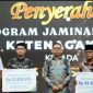 Kementerian Kebudayaan memberikan Program Jaminan Sosial BPJS Ketenagakerjaan kepada ahli waris dua maestro budaya yang telah wafat, yaitu Penjaga Tradisi Kabanti dan Pewaris Naskah Buton, Al Mujazi Mulku Zahari, serta Maestro Seni Tutur Dideng dari Jambi, Jariah.
