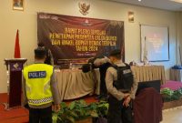 Polres Demak Lakukan Sterilisasi Lokasi Tempat Penetapan Pasangan Cabub dan Cawabup Demak Terpilih di Hotel Amantis, Demak, Kamis (9/1/2024).