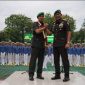 Brigjen TNI Kristomei Sianturi dan Kolonel Inf Ali Akhwan dalam acara tradisi penerimaan dan pelepasan Komandan Resimen Taruna (Danmentar) di Lapangan Resimen Taruna Akmil, Selasa (8/1/2024).