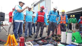 General Manager PLN UID Jateng & DIY, Sugeng Widodo usai Apel Bulan K3 langsung melakukan inspeksi kesiapan timnya.