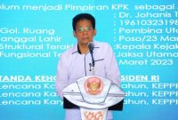 Wakil Ketua KPK, Johanis Tanak saat memberikan materi Sosialisasi Pencegahan Korupsi di Pendapa Kabupaten Kudus, Senin (3/2/2025).