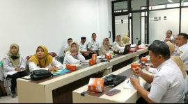 Rapat Evaluasi Strategi dan Langkah Operasional Upaya Pencegahan Pemborosan Pangan, di ruang rapat Bapperida Kab Demak, Rabu (5/2/2025).