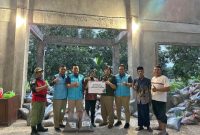 PLN Salurkan Bantuan TJSL Pemanfaatan FABA untuk Penanggulangan Banjir di Kota Semarang.