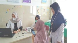 Layanan Pemeriksaan Kesehatan Gratis di Puskesmas Borobudur, Kabupaten Magelang.