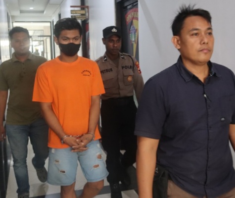 Satresnarkoba Polres Demak berhasil mengungkap kasus pengedar sabu di Desa Waru, Kecamatan Mranggen, Kabupaten Demak, Selasa (14/1/2025).