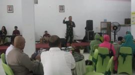 Dandim 0718/Pati, Letkol Inf Jon Young Saragi, saat memberikan sambutan diacara ramah-tamah disela kegiatan TMMD Sengkuyung tahap I Tahun 2025, Rabu (19/2).