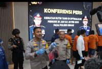 Kapolres Demak, AKBP Ari Cahya Nugraha,saat konferensi pers di Polres Demak, Jum'at (21/2/2025).