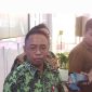 Kepala OJK Provinsi Jawa Tengah, Sumarjono saat diwawancarai wartawan diacara media briefing di kantornya, Selasa (25/2/2025).