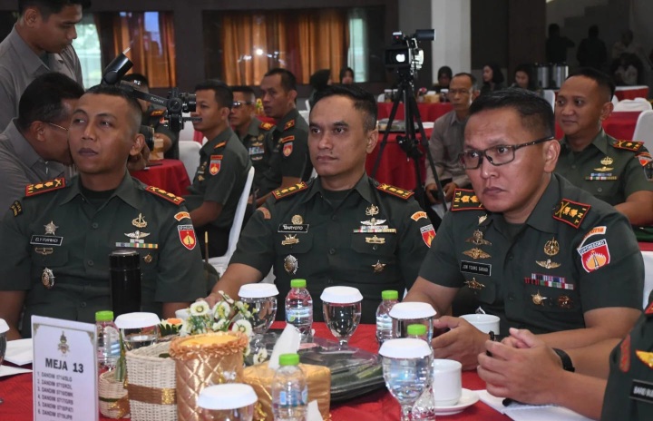 Dandim 0718/Pati, Letkol Inf Jon Young Saragi mengikuti Rapim Tingkat Kodam IV/Diponegoro, di Balai Diponegoro, Selasa (25/2/2025).