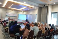 Pengurus Koperasi Purna Migran Sejahtera sedang mengiluti pelatihan manajerial.