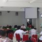 Komandan Kodim 0718/Pati, Letkol Inf Jon Young Saragi, saat rapat bersama istansi dan pihak terkait guna optimalisasi serapan gabah (Sergab) dan beras di Makodim Pati, Jumat (28/2/2025).
