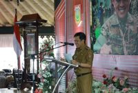 Bupati Wonosobo, Afif Nurhidayat saat sambutan Pengantar Tugas Bupati dan Wakil Bupati Wonosobo Periode 2025-2030 di Pendopo Selatan, Senin (3/2/2025).