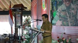 Bupati Wonosobo, Afif Nurhidayat saat sambutan Pengantar Tugas Bupati dan Wakil Bupati Wonosobo Periode 2025-2030 di Pendopo Selatan, Senin (3/2/2025).