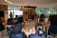 Kepala BNN Provinsi Jawa Tengah, Brigjen Pol. Dr. H. Agus Rohmat, hadir sebagai narasumber dalam acara Pembekalan Center of Addiction Studies periode 2024/2025 yang diselenggarakan di Universitas Katolik Soegijapranata (Unika) Semarang, Selasa (11/3).