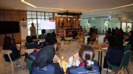 Kepala BNN Provinsi Jawa Tengah, Brigjen Pol. Dr. H. Agus Rohmat, hadir sebagai narasumber dalam acara Pembekalan Center of Addiction Studies periode 2024/2025 yang diselenggarakan di Universitas Katolik Soegijapranata (Unika) Semarang, Selasa (11/3).