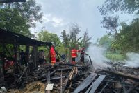 Rumah milik Senadi (39) di Desa Bogosari, Dukuh Karangturi, RT 05 RW 02, Kecamatan Guntur, Kabupaten Demak, terbakar pada Rabu (19/3).