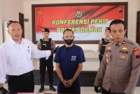 Wakapolres Demak, Kompol Satya Adi Nugroho (kanan), saat gelar perkara di Mapolres Demak, Rabu (16/4/2025).