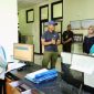 Bupati Kudus, Sam'ani Intakoris (tengah) saat meninjau RSUD dr. Loekmono Hadi, Kamis (29/5/2025).
