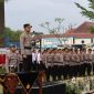 Kapolres Demak, AKBP Ari Cahya Nugraha memimpin Upacara Penyerahan Jabatan dan Kenaikan Pangkat di Lapangan Wicaksana Laghawa, Mapolres setempat, Senin (30/6/2025).