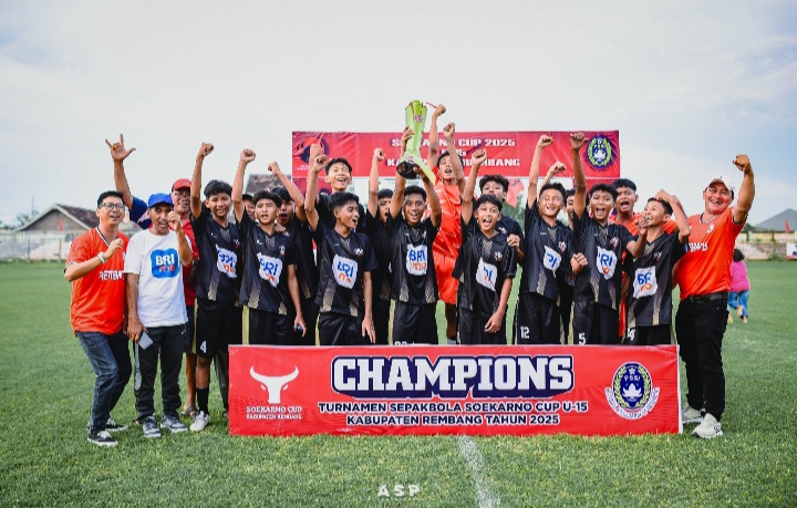 Bintang FC Pasar Banggi Rembang berhasil meraih gelar juara Soekarno Cup U-15 tahun 2025. 