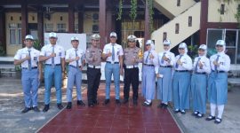 Satlantas Polres Demak 
sosialisasikan Tertib Berlalulintas
di SMAN 2 Demak, Kelurahan Bintoro, Kecamatan Demak, Kabupaten Demak, Senin (21/7/2025).
