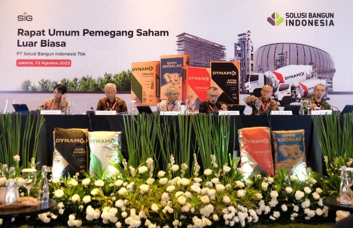 Rapat Umum Pemegang Saham (Rapat) Luar Biasa, PT Solusi Bangun Indonesia Tbk (Perseroan), entitas anak dari PT Semen Indonesia (Persero) Tbk (SIG), Selasa (12/8).
