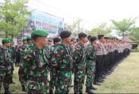 Sebanyak 400 personel gabungan dari Kodim 0716/Demak dan Polres Demak mengikuti apel siaga di Lapangan Wicaksana Laghawa Polres Demak, Selasa (2/9/2025).