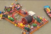 Pembangunan kabel laut berkapasitas 2 x 10,23 Megawatt (MW) di Pulau Nusakambangan.
