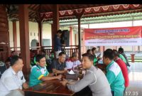 Silaturahmi Polres Demak dan  paguyuban driver ojek online, sopir truk, dan komunitas buruh di RJ Resto, Demak, Kamis (16/10/2025).