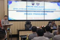 Wakapolres Purbalingga, Kompol Agus Amjat Purnomo membuka  kegiatan Polisi belajar yang diikuti oleh seluruh Bhabinkamtibmas di Aula Wicaksana Laghawa Mapolres Purbalingga, Senin (10/11/2025).