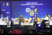 Menteri Hukum RI, Supratman Andi Agtas, Guru Besar Fakultas Hukum UNDIP, Prof. Paramita Prananingtyas, Kepala PPATK, Ivan Yustiavandana, serta Gubernur Maluku Utara, Sherly Tjoanda Laos, menjadi narasumber acara “What’s Up Kemenkum Campus Calls Out” yang berlangsung di Muladi Dome, Undip, Rabu (19/11/2025).