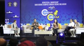Menteri Hukum RI, Supratman Andi Agtas, Guru Besar Fakultas Hukum UNDIP, Prof. Paramita Prananingtyas, Kepala PPATK, Ivan Yustiavandana, serta Gubernur Maluku Utara, Sherly Tjoanda Laos, menjadi narasumber acara “What’s Up Kemenkum Campus Calls Out” yang berlangsung di Muladi Dome, Undip, Rabu (19/11/2025).