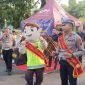Polres Purbalingga Hadirkan Wayang dan Badut di Stadion Goentoer Darjono Purbalingga, Minggu (23/11/2025). 