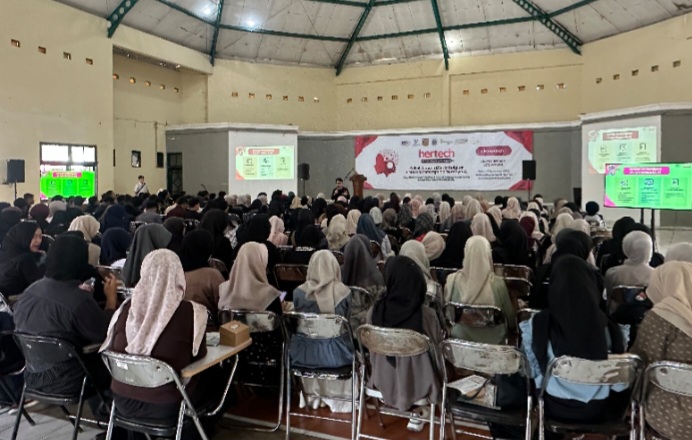 Kuliah Umum Literasi Digital HerTech, Perempuan Berdaya AI bagi mahasiswa Universitas Sains Al-Qur’an (UNSIQ) Jawa Tengah di Wonosobo, Rabu (17/12/2025).
