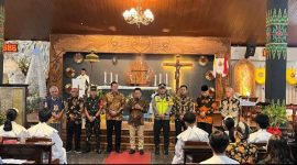 Jajaran Forkopimda Kabupaten Wonosobo melakukan peninjauan di sejumlah gereja pada puncak perayaan Natal 2025, Kamis (25/12/2025). 

