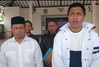 Kasat Reskrim Polres Demak, Iptu Anggah Mardwi Pitriyono (kanan), saat menerima pengurus Pagar Nusa di Polres Demak, Sabtu (27/12/2025).