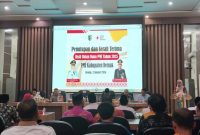 Bupati Demak, Eisti’anah, memberikan sambutan diacara Penutupan dan serah terima hasil Bulan Dana PMI kabupaten Demak Tahun 2025, di gedung Gradhika Bina Praja, Jumat (2/1/26).