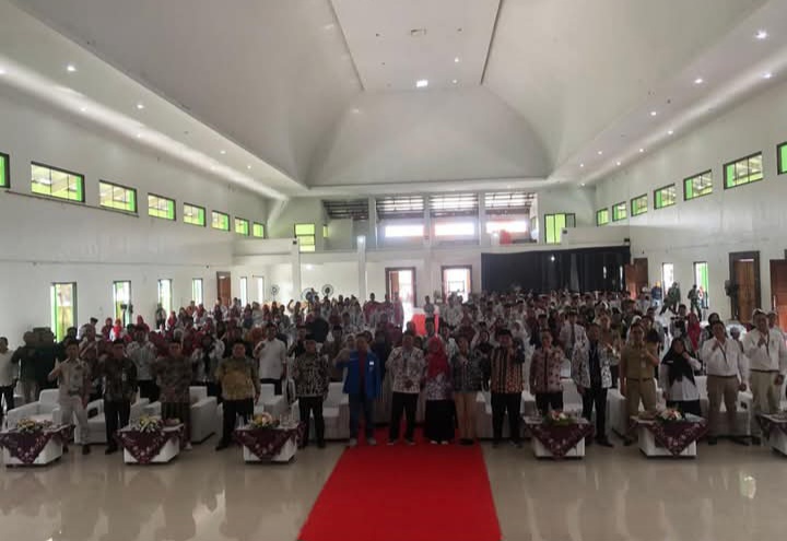 Sosialisasi Literasi Keuangan Negara untuk Pendidikan Berintegritas dan Berkelanjutan, oleh Persatuan Guru Seluruh Indonesia (PGSI) Kabupaten Demak bersama BPK RI, di Gedung IPHI Demak, Selasa (3/2/26).