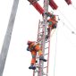 Peragaan simulasi keadaan darurat di udara pada Tiang Tegangan Menengah (TM) oleh Tim PDKB PLN UID Jateng & DIY.