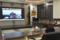 Rakor Lintas Sektor Pemkab Wonosobo, jajaran TNI-Polri dan Forkopimda secara virtual melalui Zoom bersama Kapolri dan jajaran menteri, di Aula Endra Dharma Laksana Polres Wonosobo, Senin (2/3/2026).
