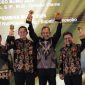 Bupati Wonosobo Afif Nurhidayat dianugerahi penghargaan TOP Pembina BUMD 2026, yang diterima langsung bersama Wakil Bupati Amir Husein.
